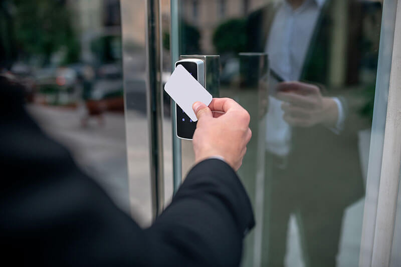 Gestion des accès par badge